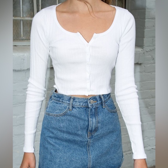 Brandy Melville Tops Bm Zelly Button Front Ribbed Long Sleeve Top
